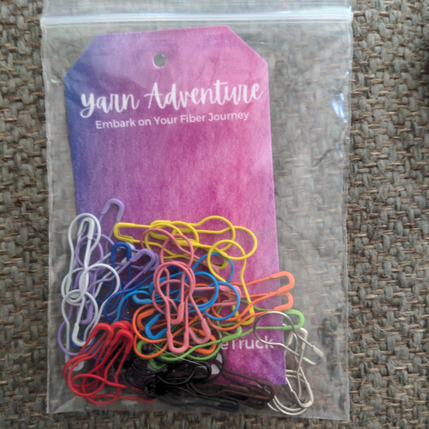 Yarn Adventure Bulb Pin Stitch Markers